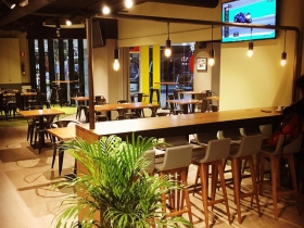 Doce Ms Uno Sport's Bar, Foto 1