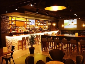 Doce Ms Uno Sport's Bar, Foto 4